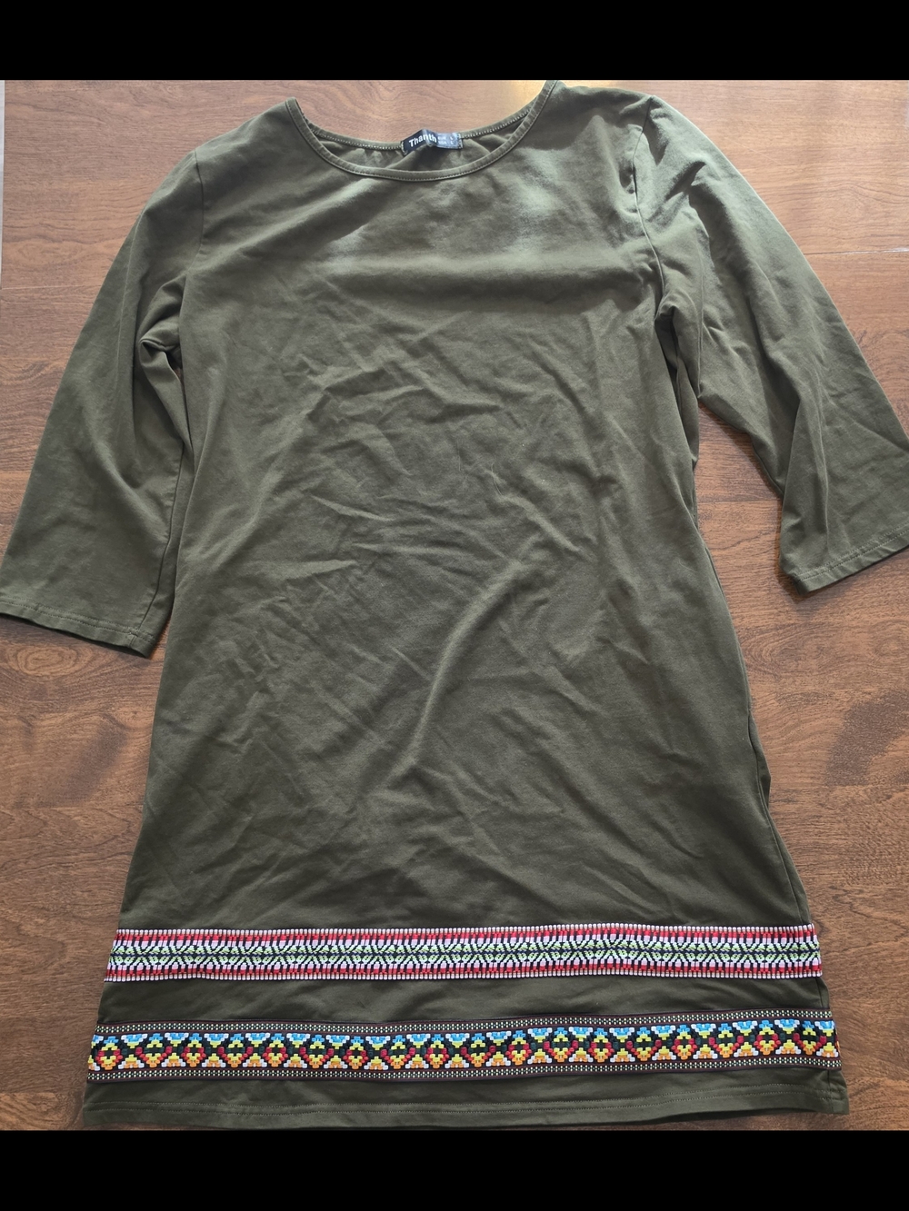 Thanth Olive Green Embroidered Hem Shift Tunic